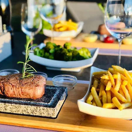 Perfect Lifestyle Design Boutique & Private 4* Gebenstorf